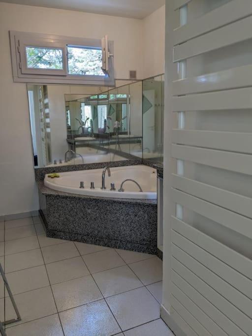 Maison Spacieuse Et Lumineuse 4 Personnes Lavilledieu  Extérieur photo